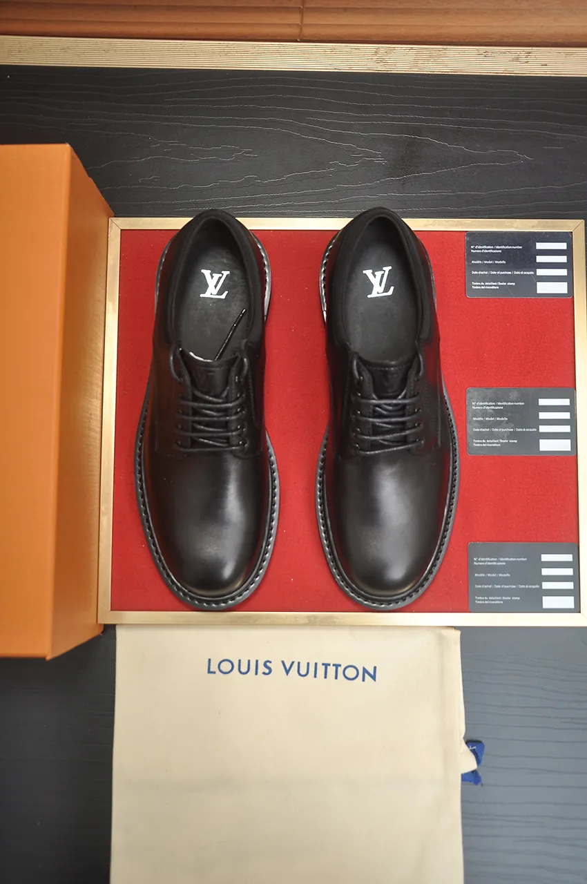Men's men's shoes💰660💶[LOUIS VUITTON] (original order) new style🍀LV Louis Vuitton * - top version of LV classic leather shoes! Made of imported original single cowhide, original leather side strips and wear-resistant rubber outsole! High quality products! Code number 39-44 (38.45 customized)